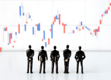 【初心者必見】金利と株価の基本｜逆相関の理由や日米金利差・投資への影響も解説