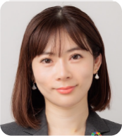 馬渕 磨理子 氏